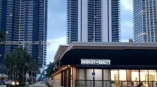 Collins, Sunny Isles Beach, Florida 33180, Estados Unidos