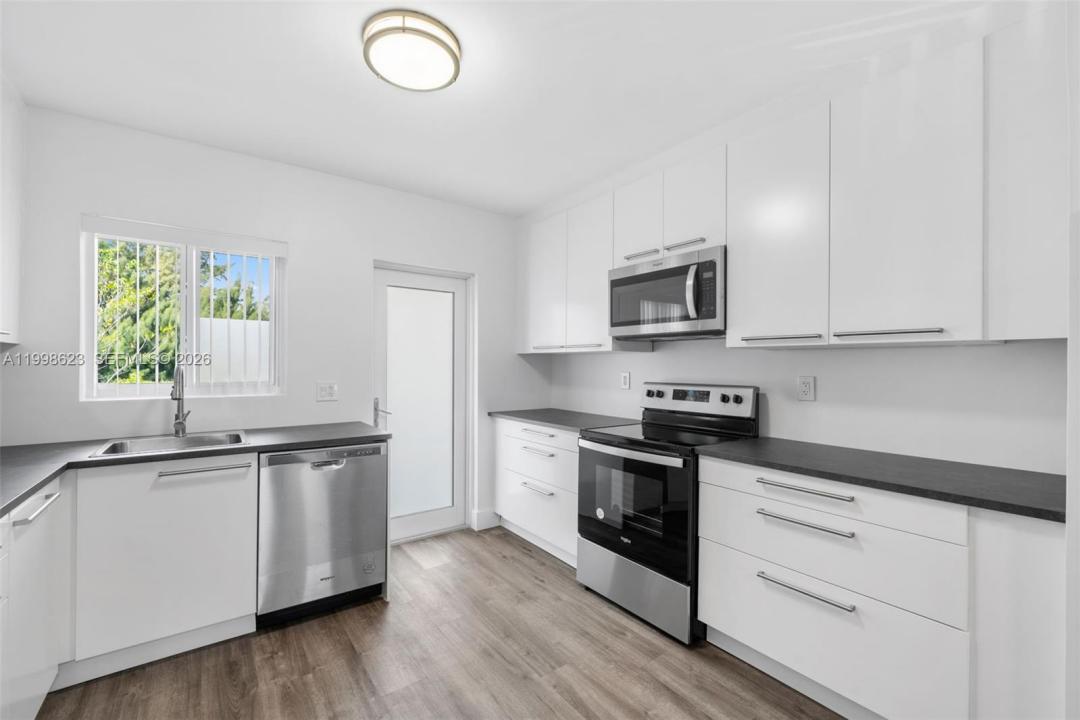 600 Layne Blvd 126, Hallandale Beach, Floride 33009, États-Unis