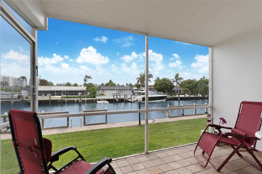 455 Paradise Isle Blvd 101, Hallandale Beach, Florida 33009, Stati Uniti