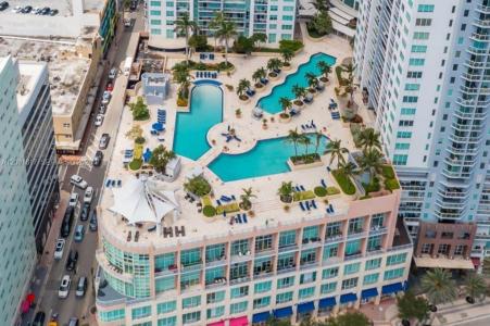 253 NE 2nd St 1608, Miami, Florida 33132, USA