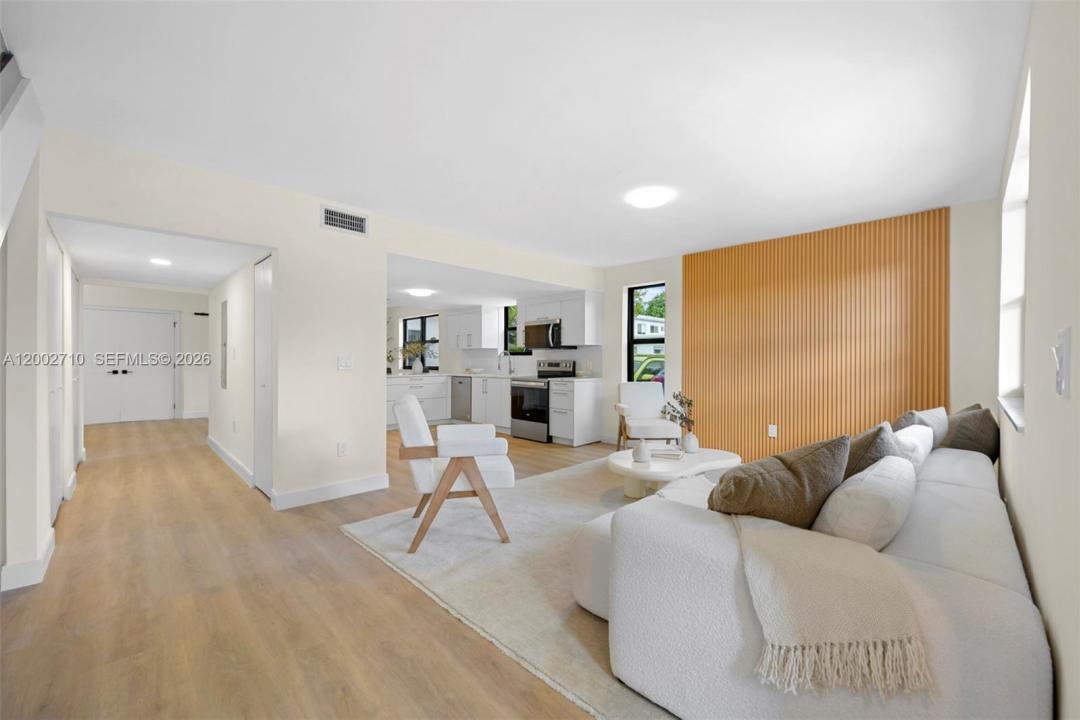 7996 Crespi Blvd, Miami Beach, Florida 33141, Stati Uniti
