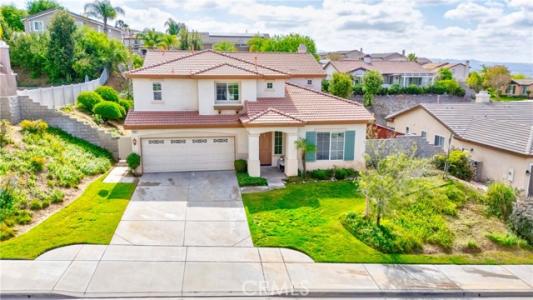 Lawson Court, Highland, Californie 92346, États-Unis