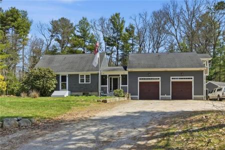 6 Highland Trail, Richmond, Rhode Island 02832, USA