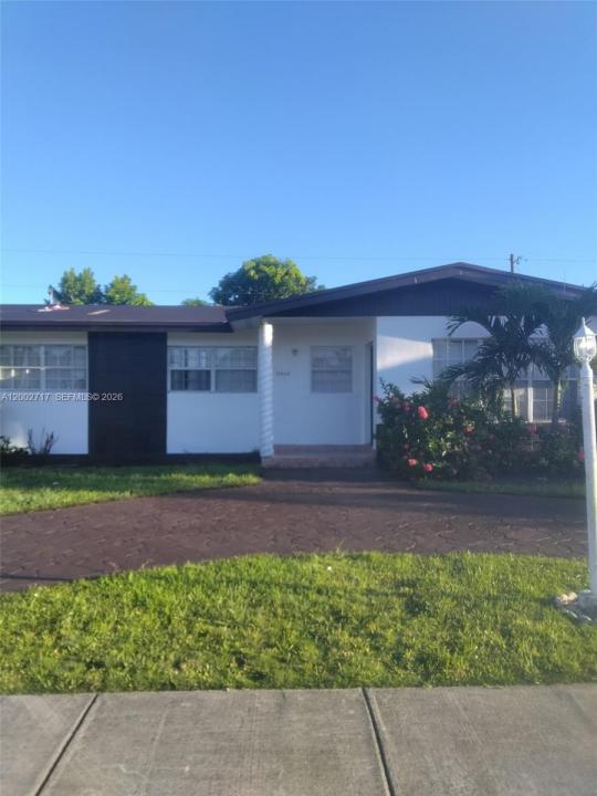 11960 SW 176th St, Miami, Florida 33177, USA