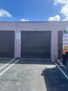 860 NW 45th Street 15, Oakland Park, Florida 33309