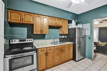 836 NW 101st St, Miami, Florida 33150, USA