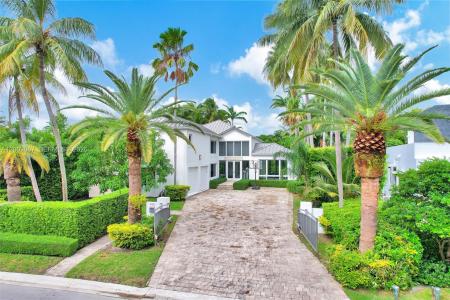145 Biscay Dr, Bal Harbour, Floride 33154, États-Unis