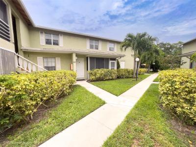 12070 Alternate A1a D5, Palm Beach Gardens, Florida 33410, USA