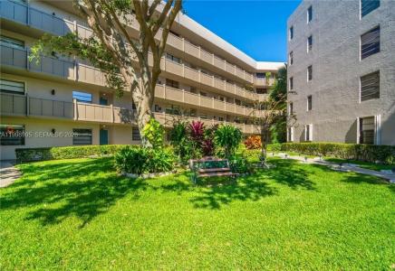 1100 Colony Point Cir 105, Pembroke Pines, Florida 33026, USA