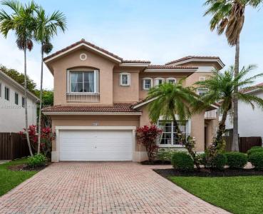 6914 NW 113th Pl, Doral, Florida 33178, USA