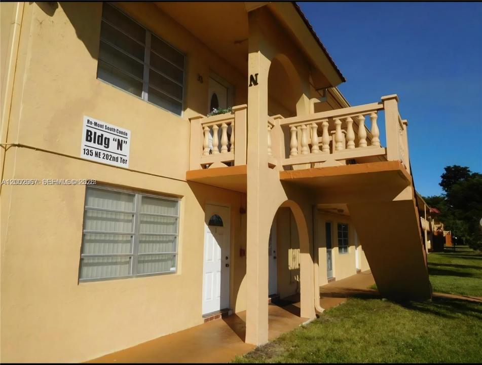 135 NE 202nd Ter N4, Miami Gardens, Floride 33179, États-Unis