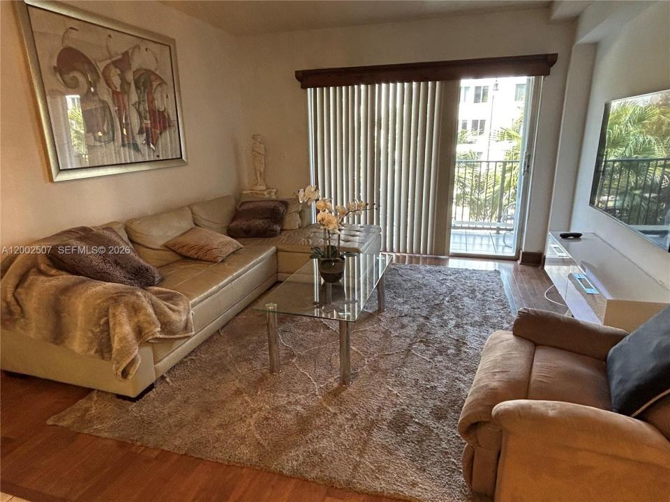 201 180th Dr 114, Sunny Isles Beach, Florida 33160, Stati Uniti