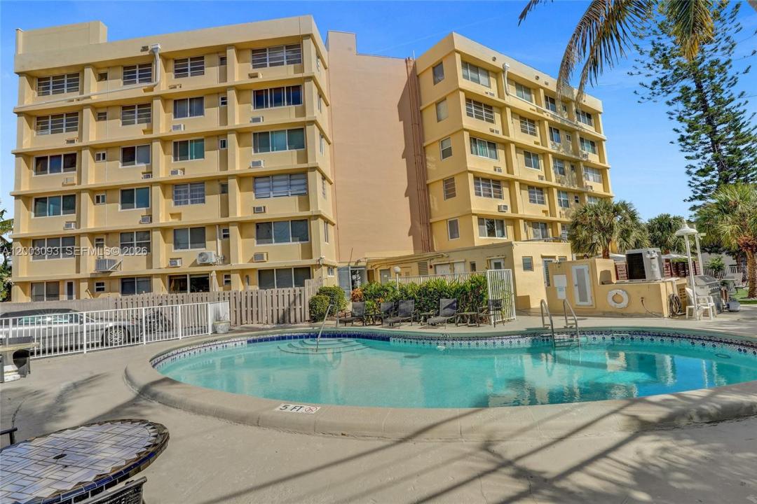 2400 NE 9th St 603, Fort Lauderdale, Floride 33304, États-Unis