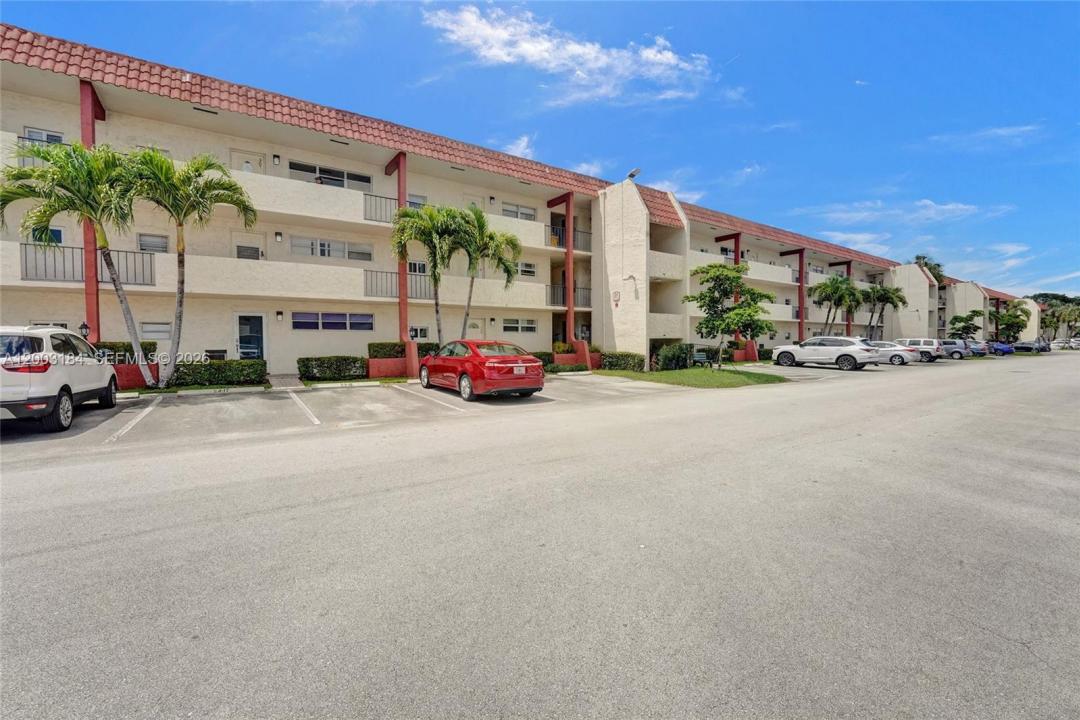811 S Hollybrook Dr 207, Pembroke Pines, Floride 33025, États-Unis