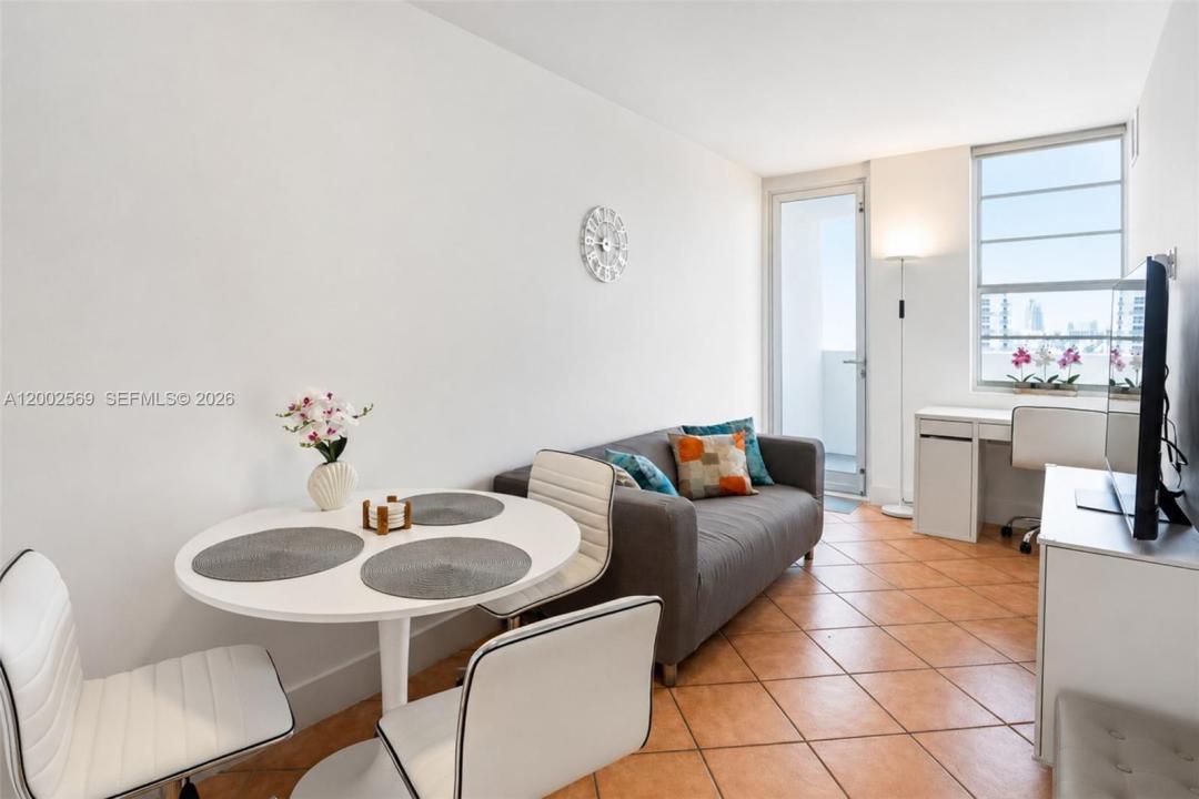 100 Lincoln Rd 1209, Miami Beach, Floride 33139, États-Unis