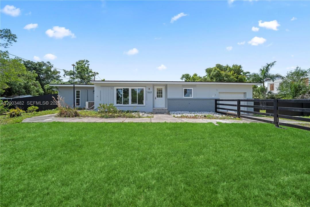 1507 Lavilla RD, Floryda 33950, USA
