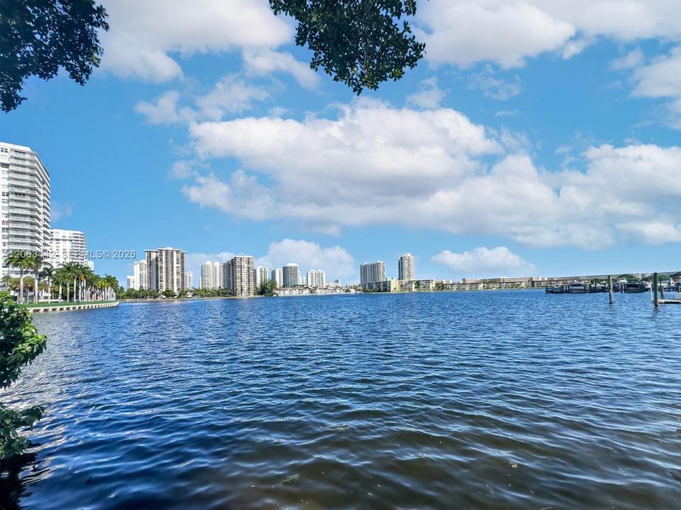 2750 NE 183rd St 407, Aventura, 플로리다 33160, 미국