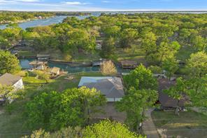 116 1st Oak Drive, Enchanted Oaks, Texas 75156, Estados Unidos
