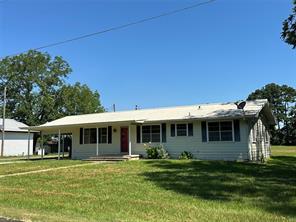 711 Clarksville Road, Bogata, Texas 75417, USA