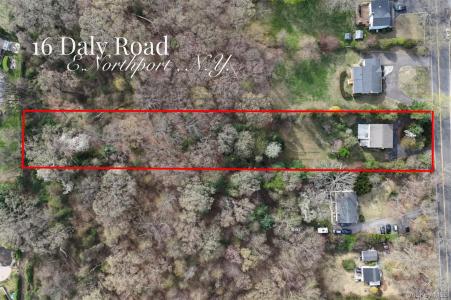 16 Daly Road, Huntington, New York 11731, USA