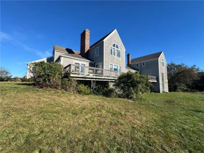 1627 Old Mill Road, Block Island, RI 02807, USA