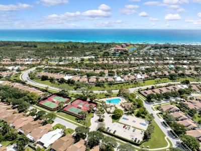 118 Ridge Road, Jupiter, Floryda 33477, USA