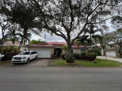 5283 SW 33rd Way, Fort Lauderdale, Florida 33312, USA