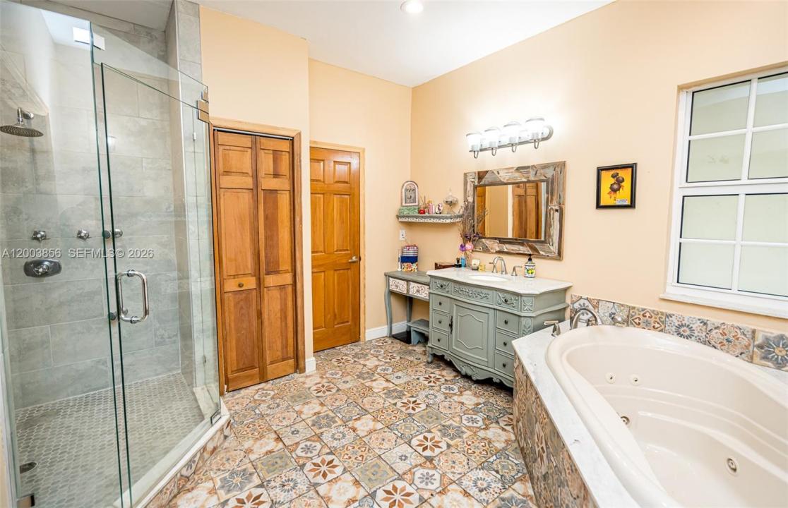 2221 SW 28th Way, Fort Lauderdale, Florida 33312, USA