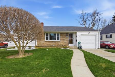 36 Dix Avenue, Johnston, RI 02919, USA