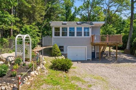 2 Michelle Lane, Charlestown, RI 02813, USA