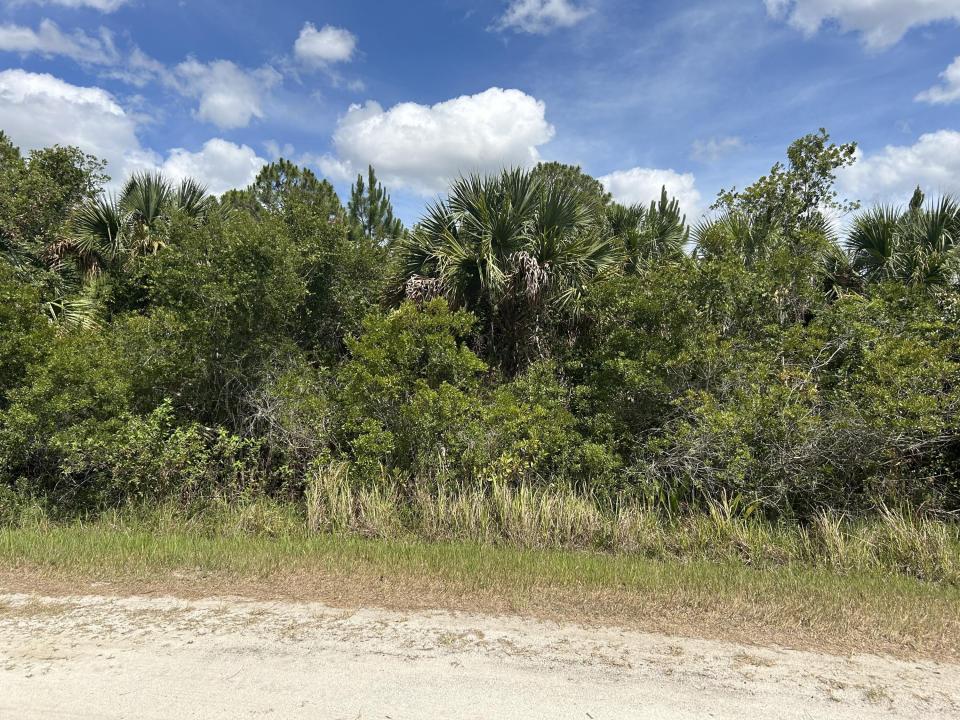 608 SW Lynn St Street, Palm Bay, Floride 32908, États-Unis