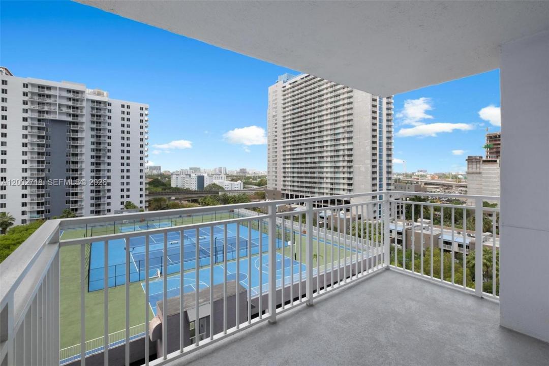 800 N Miami Ave E-1110, Miami, Florida 33136, Stati Uniti
