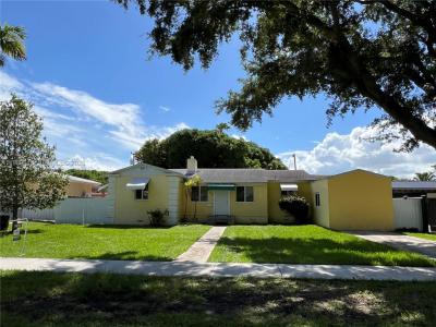432 Palmetto Dr 0, Miami Springs, Floryda 33166, USA