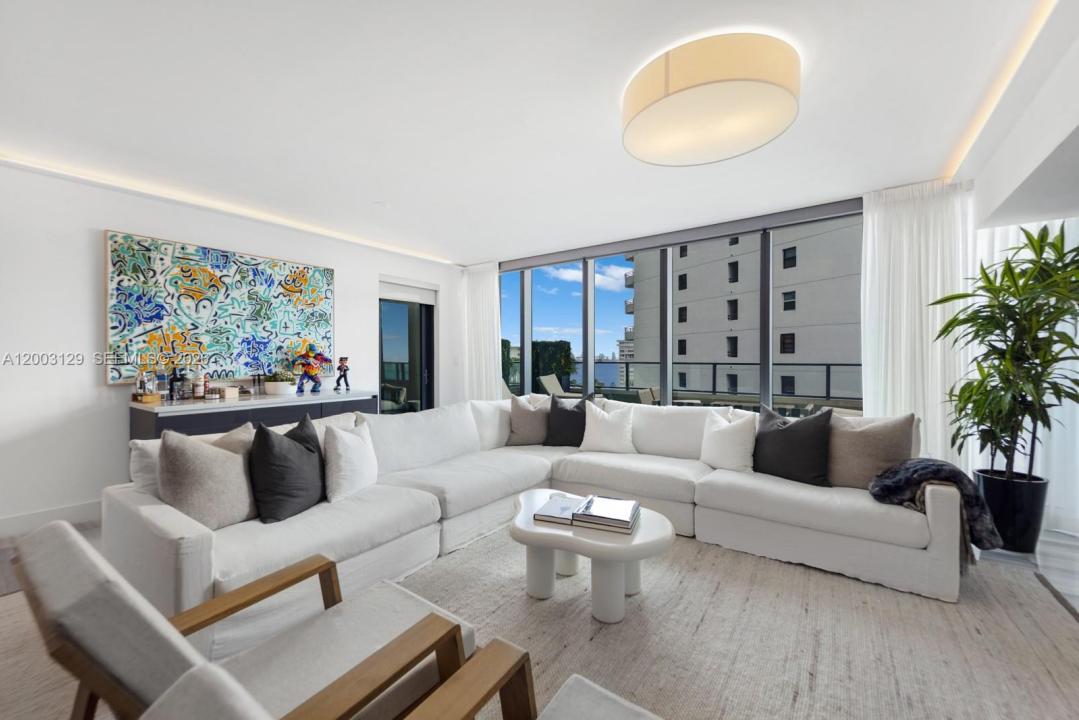 1451 Brickell Ave 903, Miami, Florida 33131, Stati Uniti