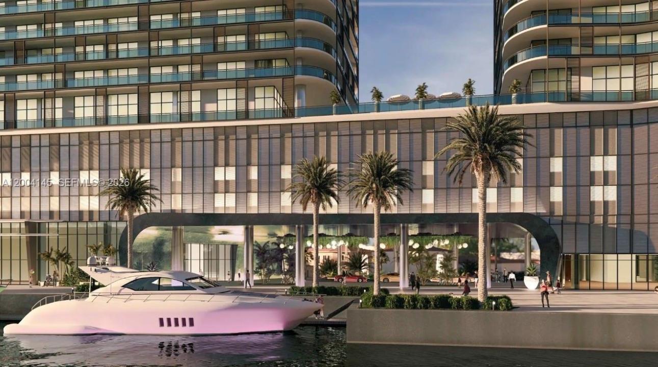 555 NW South River Dr 728, Miami, Florida 33136, Stati Uniti