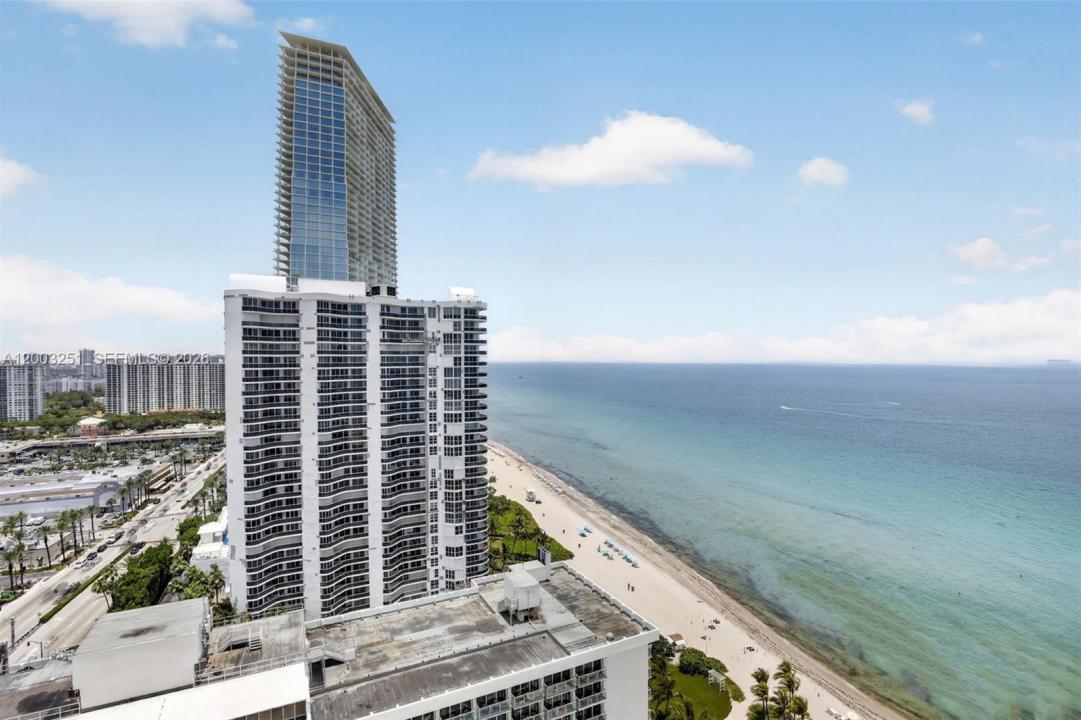 16699 Collins Ave 2404, Sunny Isles Beach, Florida 33160, Stati Uniti