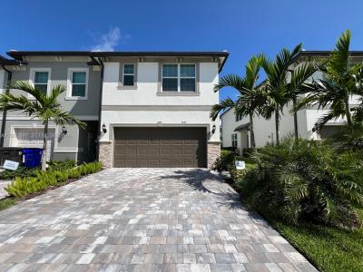 3235 Watercress DR, Lauderdale Lakes, Florida 33311
