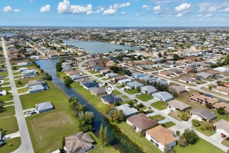 542/544 SE 6TH TER, Florida 33990, USA