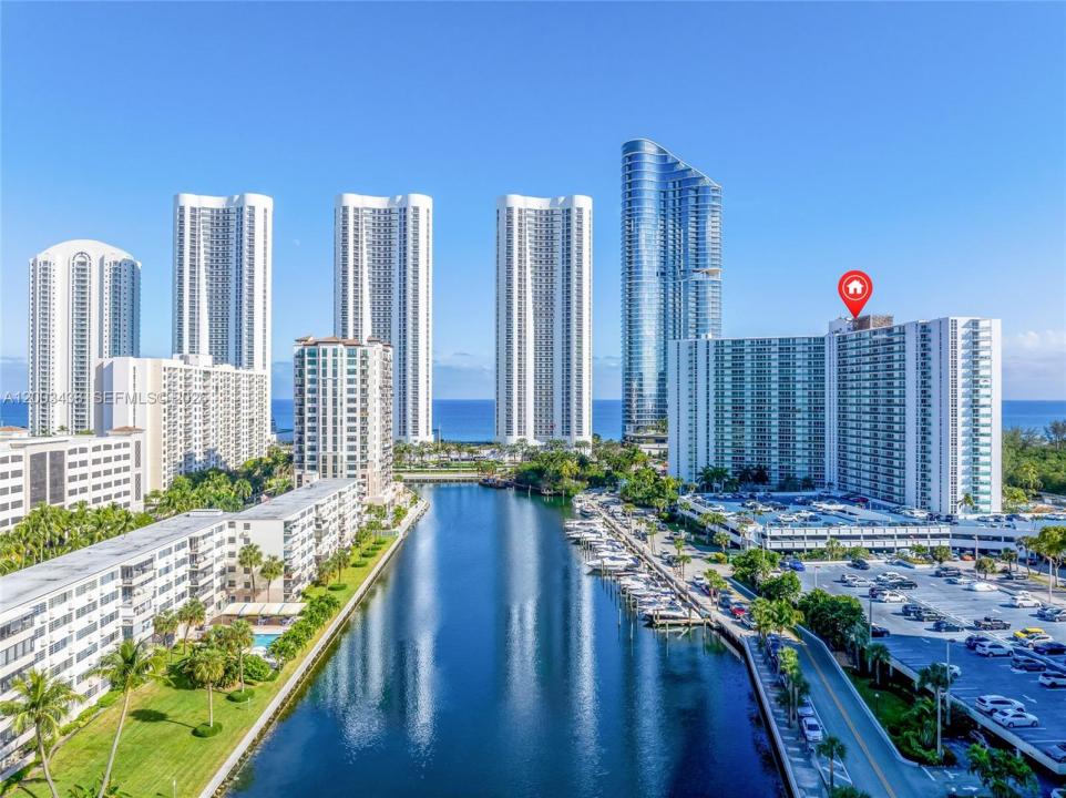 100 Bayview Dr 606, Sunny Isles Beach, Floride 33160, États-Unis