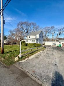 131 Canfield Avenue, Warwick, RI 02889, USA