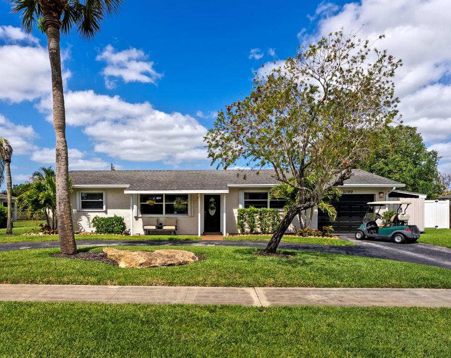 3099 Medinah E Circle, Greenacres, Florida 33467
