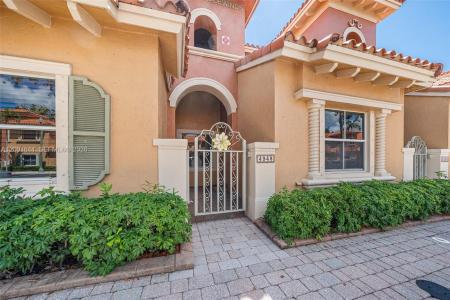 4948 Tradewinds Ter 504, Dania Beach, Florida 33312, USA