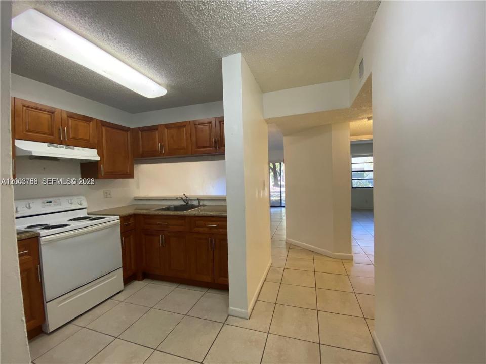 4033 Lakeside Dr 4033, Tamarac, 佛罗里达州 33319, 美国