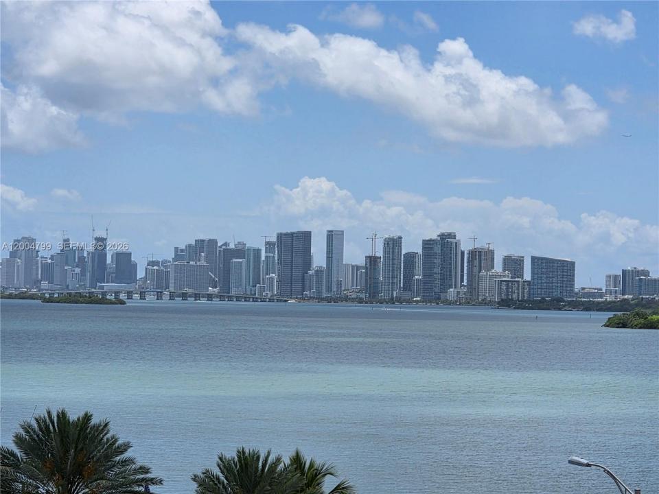 7904 West Dr 602, North Bay Village, Floride 33141, États-Unis