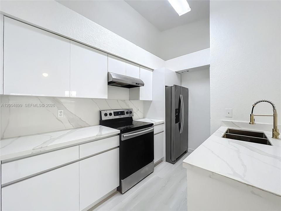 2225 Metropolitan Way 1225, Orlando, Florida 32839, USA