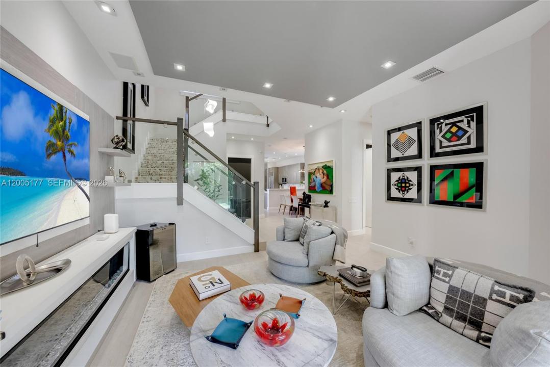 1366 W Harbor Vw W, Hollywood, Florida 33019, Stati Uniti