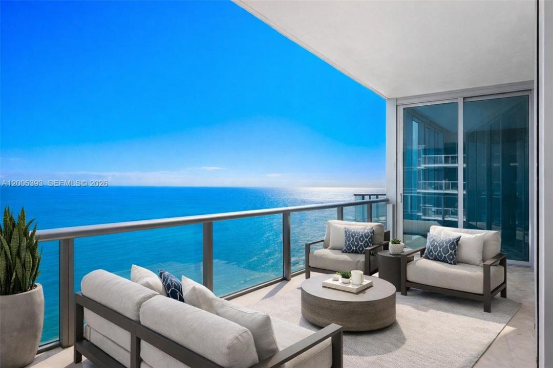 17001 Collins Ave 4208, Sunny Isles Beach, Florida 33160, USA