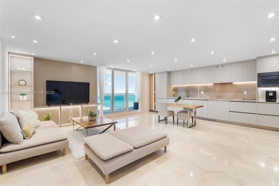 2301 Collins 1011, Miami Beach, Floride 33139, États-Unis