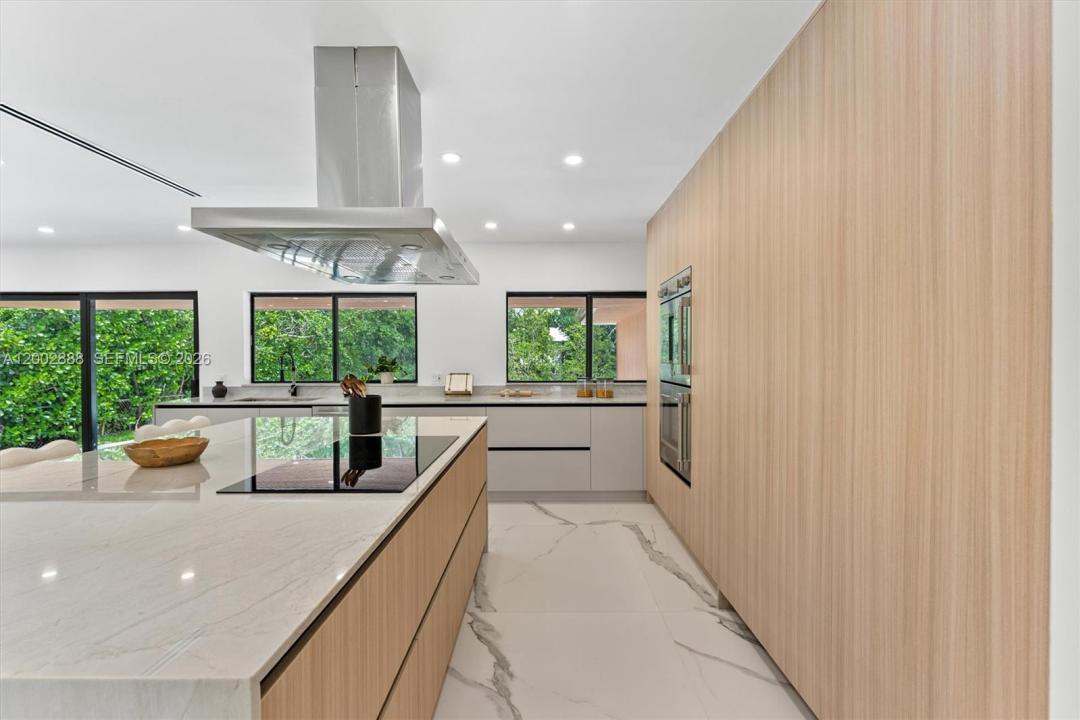 19731 NE 24th Ave, Miami, Floride 33180, États-Unis