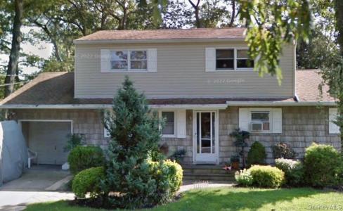 486 Silver Street, West Babylon, New York 11704